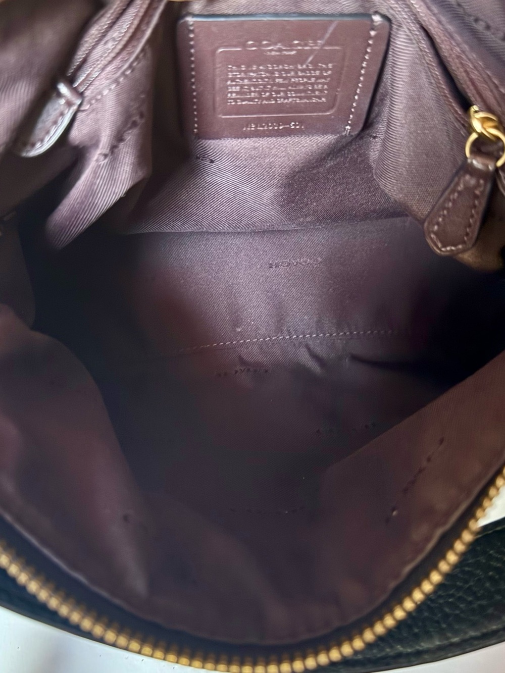 Authentic Coach Shay Crossbody Bag in Black Pebble Leather Style No. L2039-601 - Picture 5 of 12